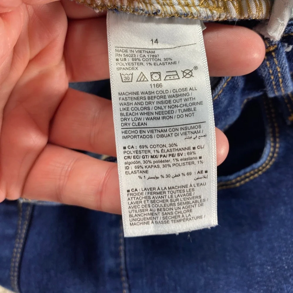 Old Navy Wow Boot-Cut Jeans Womens 14 Blue Mid-Rise Stretch Denim‎
